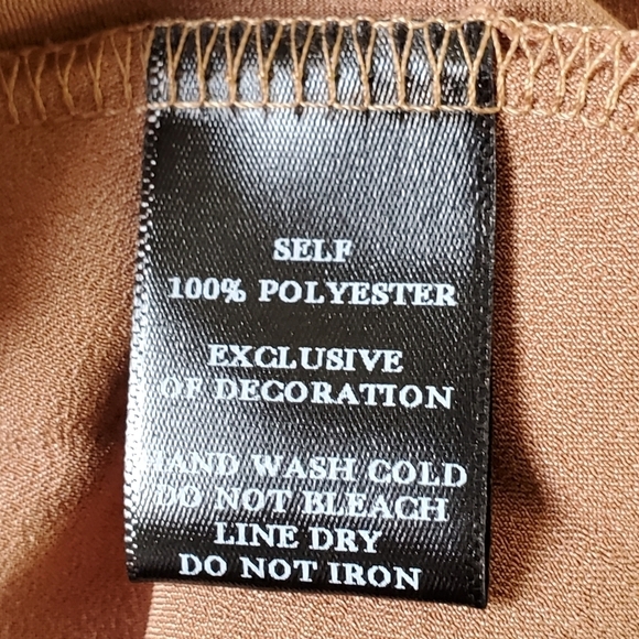 Rosevelvet Pleated Maxi Dress Size 1X NWT Halter-neckline Sleeveless Midi NEW - Picture 9 of 13